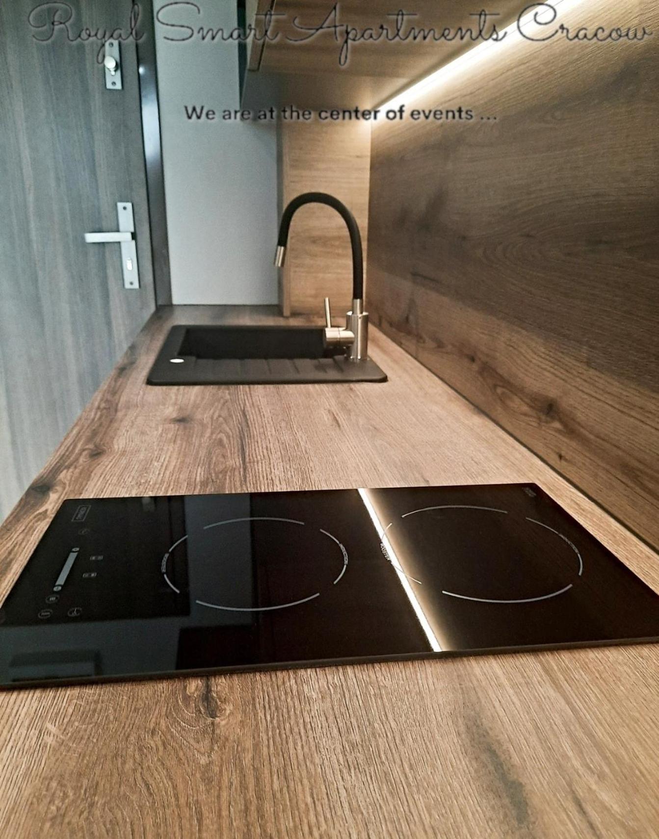 Royal Smart Apartments Cracow クラクフ エクステリア 写真